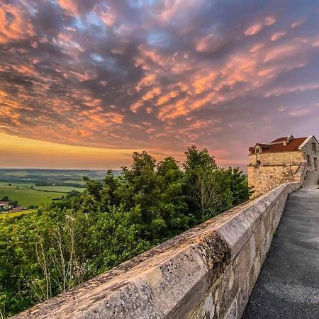 Apartmán Le Petit Cloitre Langres Exteriér fotografie