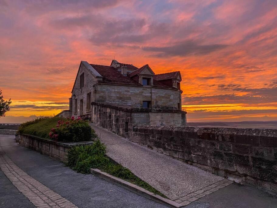 Apartmán Le Petit Cloitre Langres Exteriér fotografie